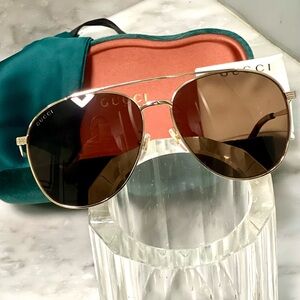 SALE! Brand new Gucci pilot aviators. Lowest price I've seen